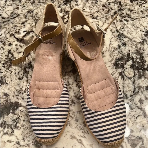 White Mountain | Shoes | White Mountain Womens Striped  display picture 1